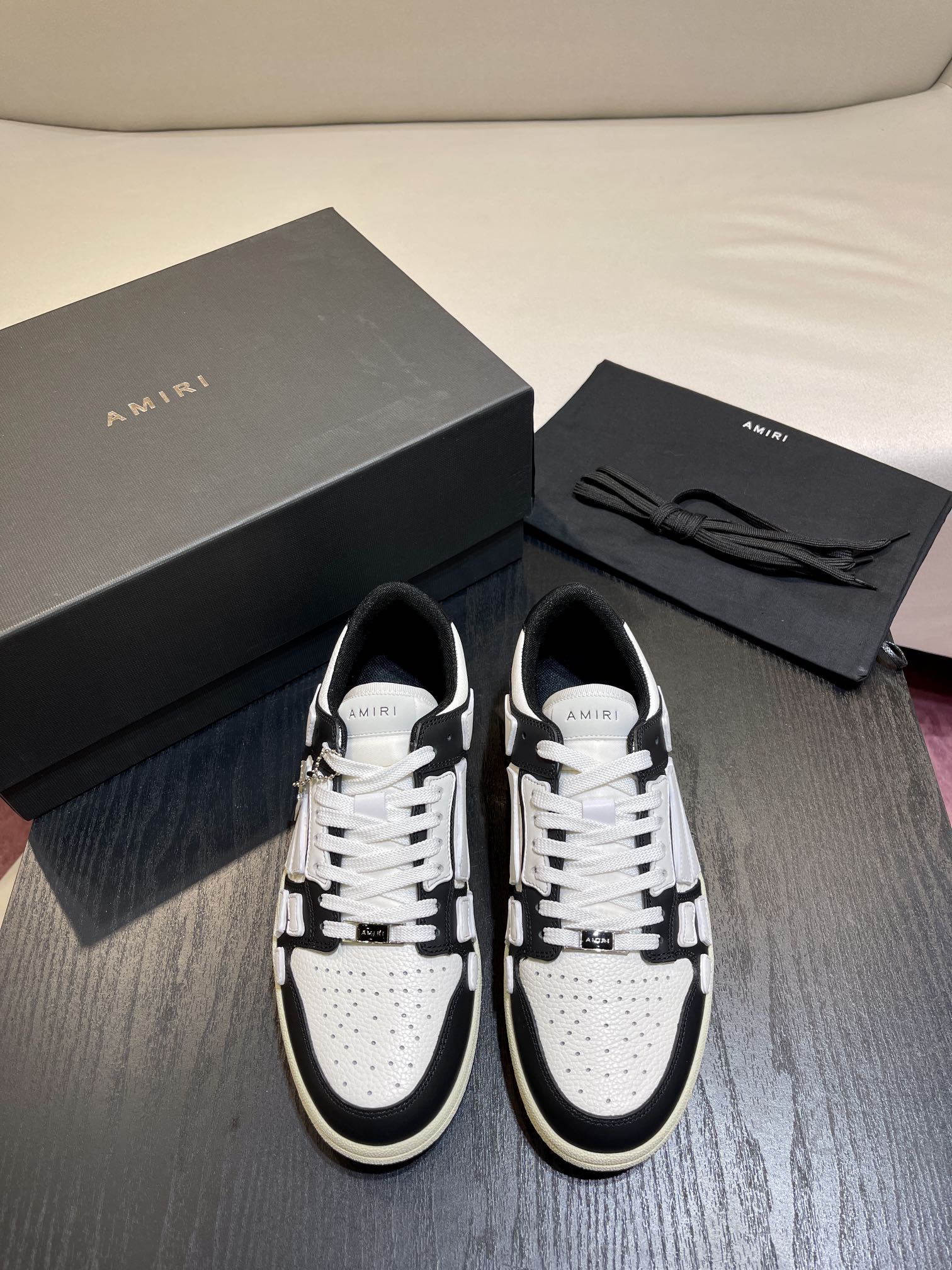 Amiri Leather Low-Top Fashion Sneakers - Casual Sports Shoes