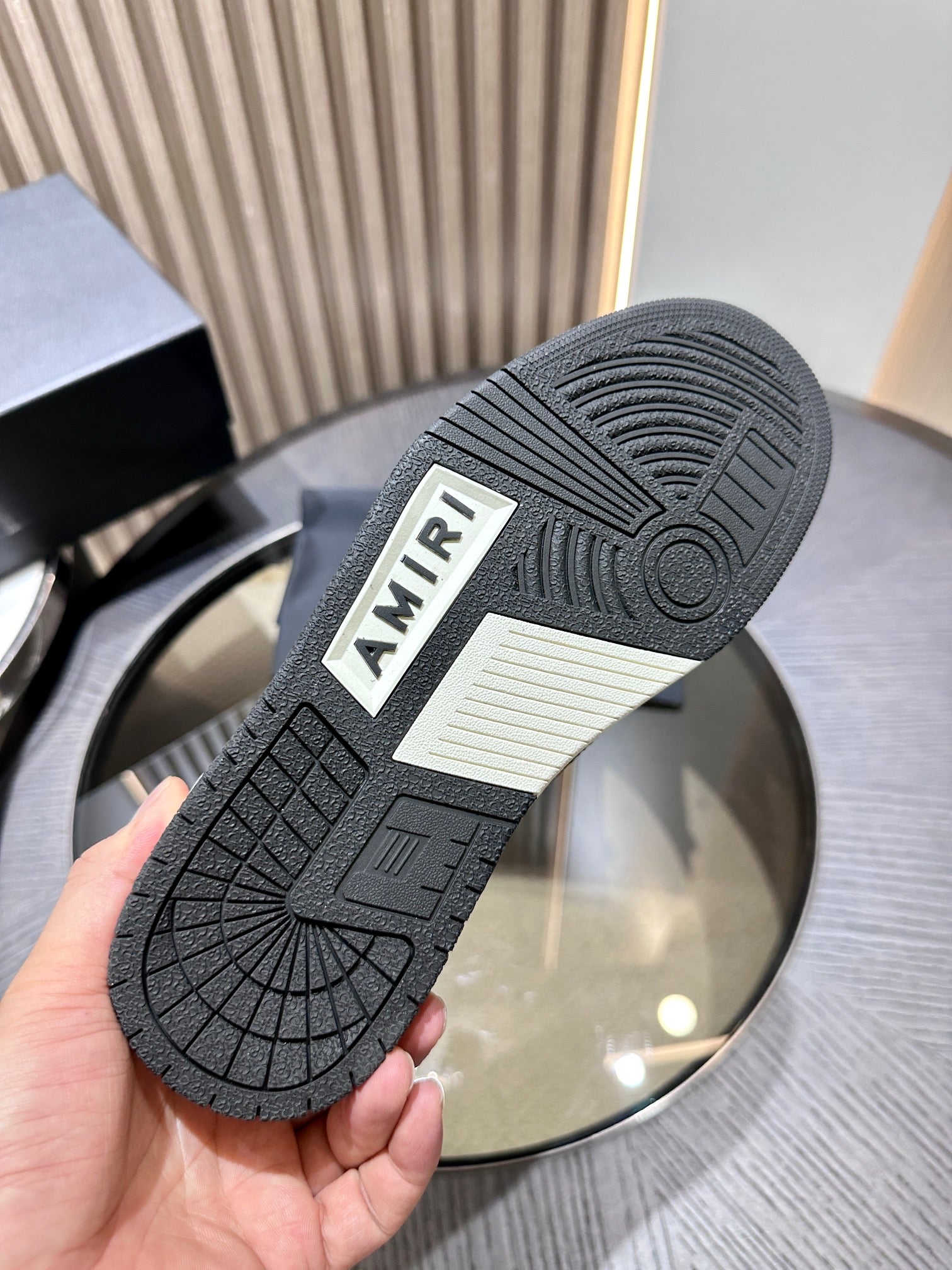 Amiri Leather Low-Top Fashion Sneakers - Casual Sports Shoes