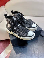 Men's Amiri Canvas and Leather Stars Court High Top Sneakers Shoes