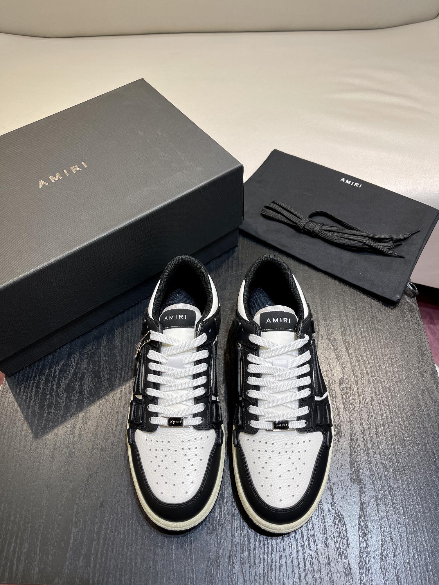 Amiri Leather Low-Top Fashion Sneakers - Casual Sports Shoes