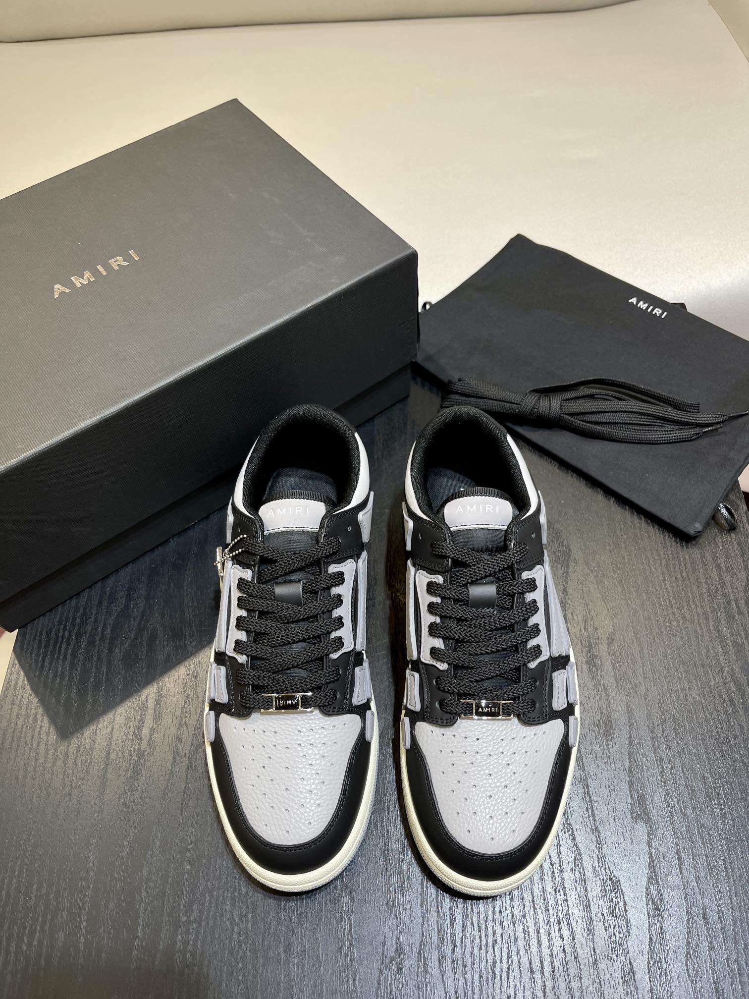 Amiri Leather Low-Top Fashion Sneakers - Casual Sports Shoes